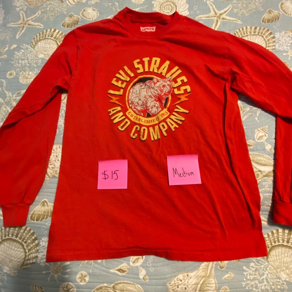 Long sleeve tee